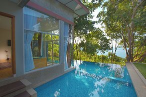 Ambong Pool Villas