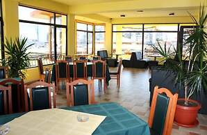 Hotel Grand