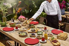 Alakapi Hotel & Villas