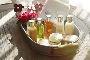 Alakapi Hotel & Villas