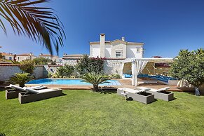 Alakapi Hotel & Villas