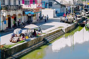 Hardwood Lodge - Hostel