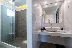 Tropicana Hotel , Suites & Villas Mykonos