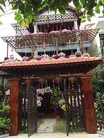 Khamy Riverside Resort