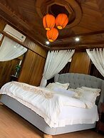 Khamy Riverside Resort