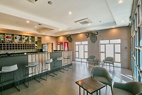 Kalahari Arms Hotel