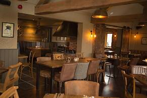 Three Horseshoes Country Inn and Spa