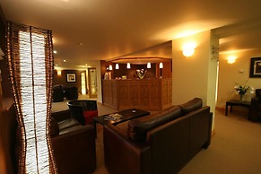 Three Horseshoes Country Inn and Spa