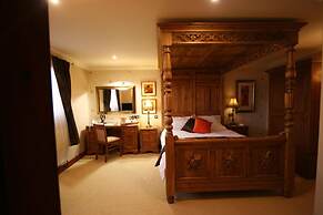 Three Horseshoes Country Inn and Spa