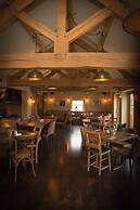 Three Horseshoes Country Inn and Spa