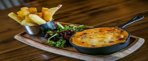 Three Horseshoes Country Inn and Spa