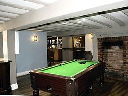 The Coach Hotel