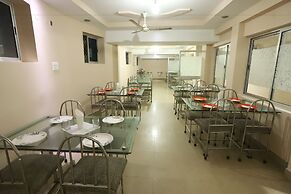 Larica Holiday Inn Puri