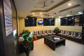 Larica Holiday Inn Puri