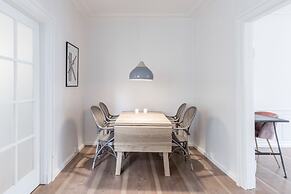 Large Apartment in Historic Centre