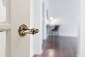 Large Apartment in Historic Centre