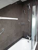 Exclusive Apartment - Rees