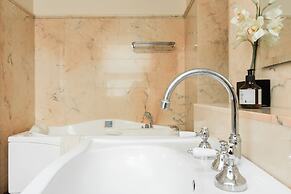 Home at Hotel - Monte Rosa