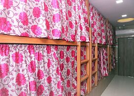 Delta Dormitory - Hostel