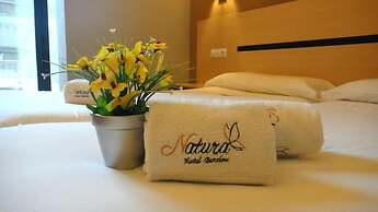 Hostal Live Natura Barcelona