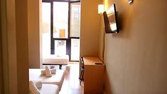 Hostal Live Natura Barcelona