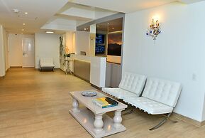 Park V Hotel & Suites