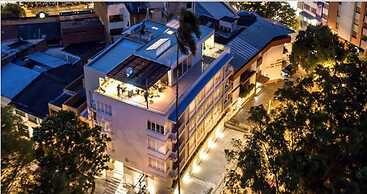 Park V Hotel & Suites