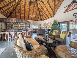 Nyati Safari Lodge