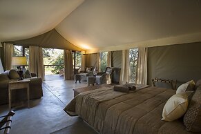Nyati Safari Lodge
