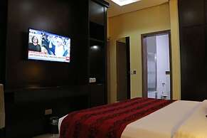 Best Western Plus By Bayse-LTD