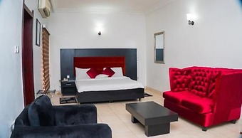 1804 Boutique Hotel