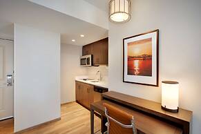 Homewood Suites by Hilton Louisville Downtown, KY