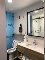 Tru By Hilton Lake Charles