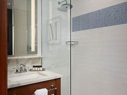 The Merrill Hotel, Muscatine, a Tribute Portfolio Hotel