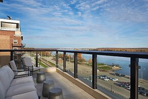 The Merrill Hotel, Muscatine, a Tribute Portfolio Hotel