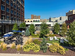 The Merrill Hotel, Muscatine, a Tribute Portfolio Hotel