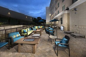 Holiday Inn & Suites Arden - Asheville Airport