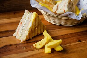 Rado Hotel - Santa Maria