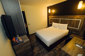 Rado Hotel - Santa Maria