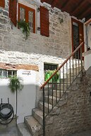 Salvezani apartments