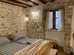 Salvezani apartments