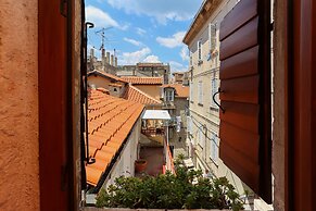 Salvezani apartments