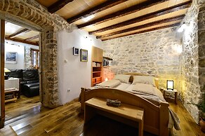 Salvezani apartments