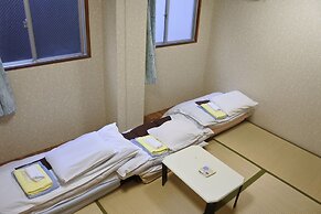 Hotel Mikado - Hostel