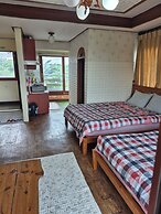 Jun House - Hostel