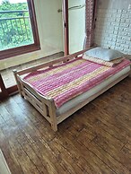 Jun House - Hostel