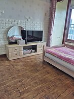 Jun House - Hostel