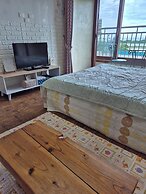 Jun House - Hostel