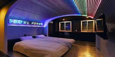 Hotel Pivot