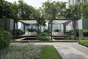 Trillion Suites by SLG